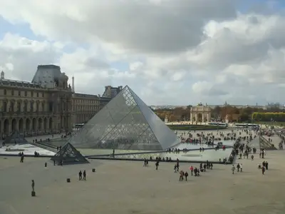 Paris photo 300